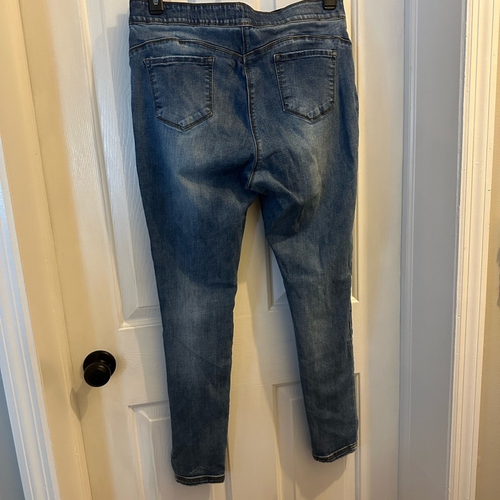 Blue Distressed Women's Jeans - Picture 2 of 3